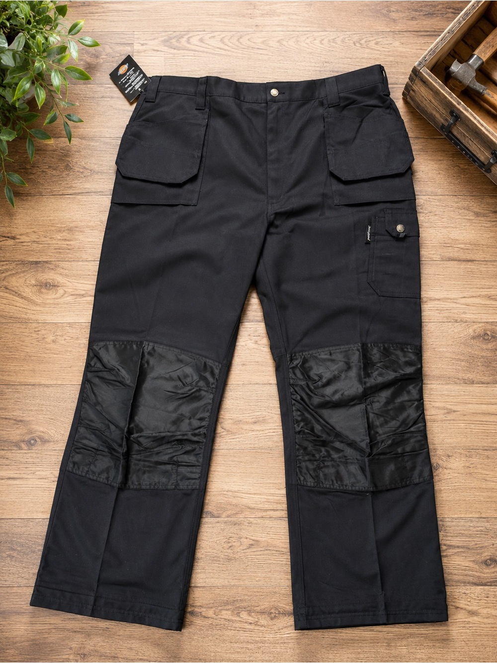 Dickies 46X32 NWT Black Utility Work Pants Reinforced Knees Carpenter Carg